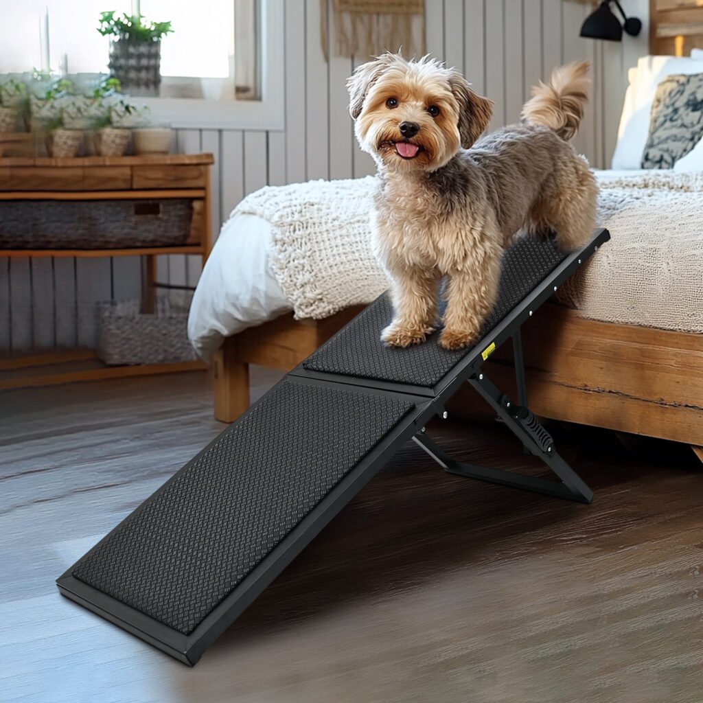 犬がベッドに上がるための階段