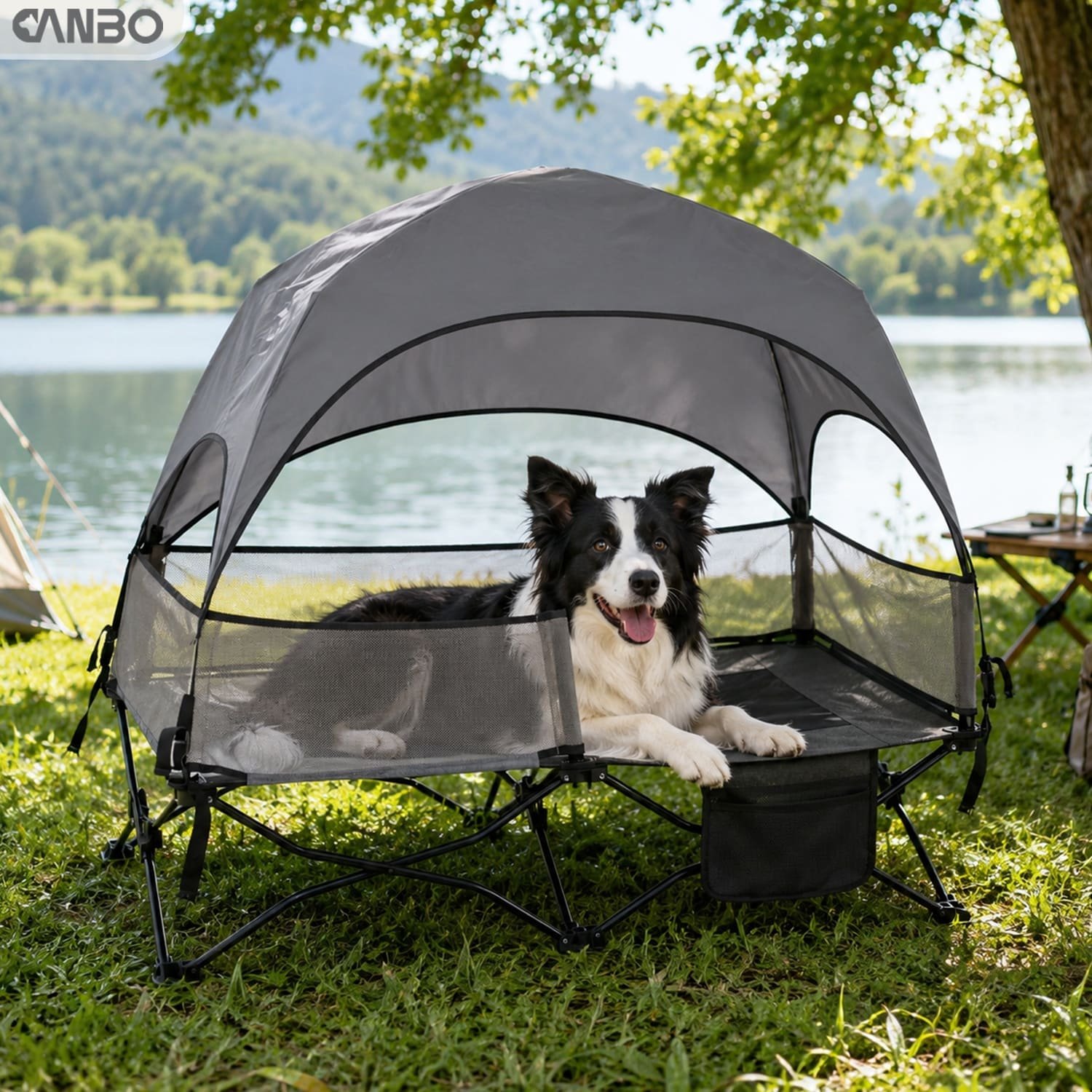 Letto per cani rialzato da esterno con baldacchino